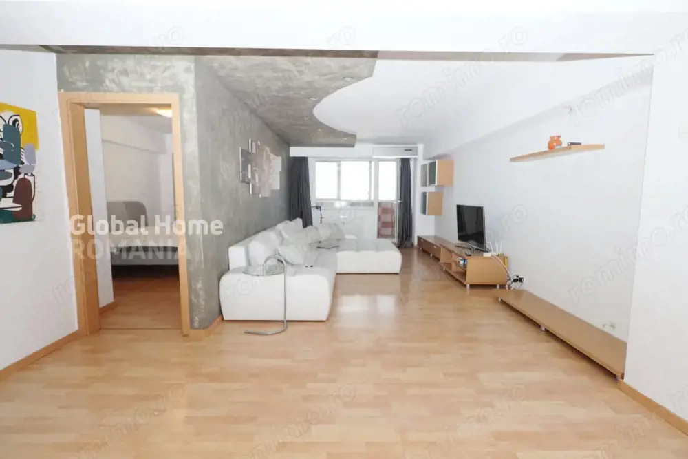 apartament 3 camere cu vedere panoramică/ 1 Mai / Vedere spate-fata / Mega Image