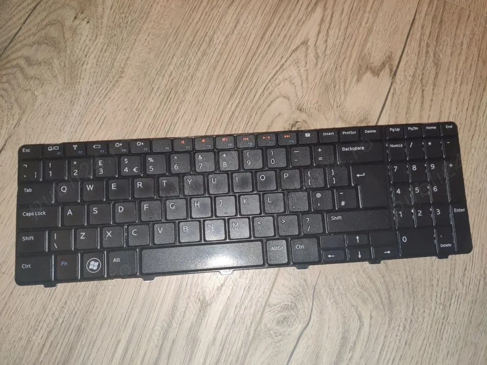 Tastatură originală Dell Inspiron N5110   15R   QWERTY UK, stare bună