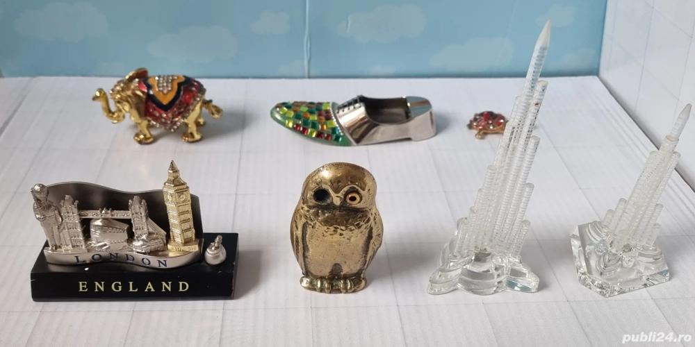Lot suveniruri exotice cu mici defecte (remediabile)