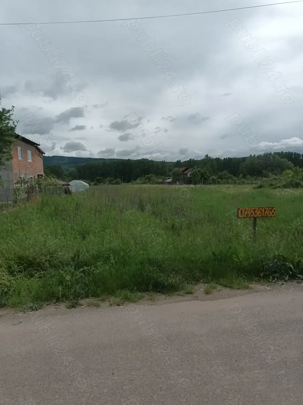 Teren intravilan de vânzare-Bujoreni 