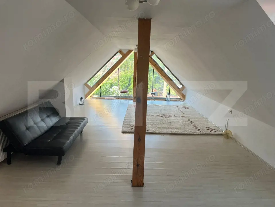 Mansardă de închiriat – 2 camere, 65 mp, ideală pentru locuit sau birou, Budiu