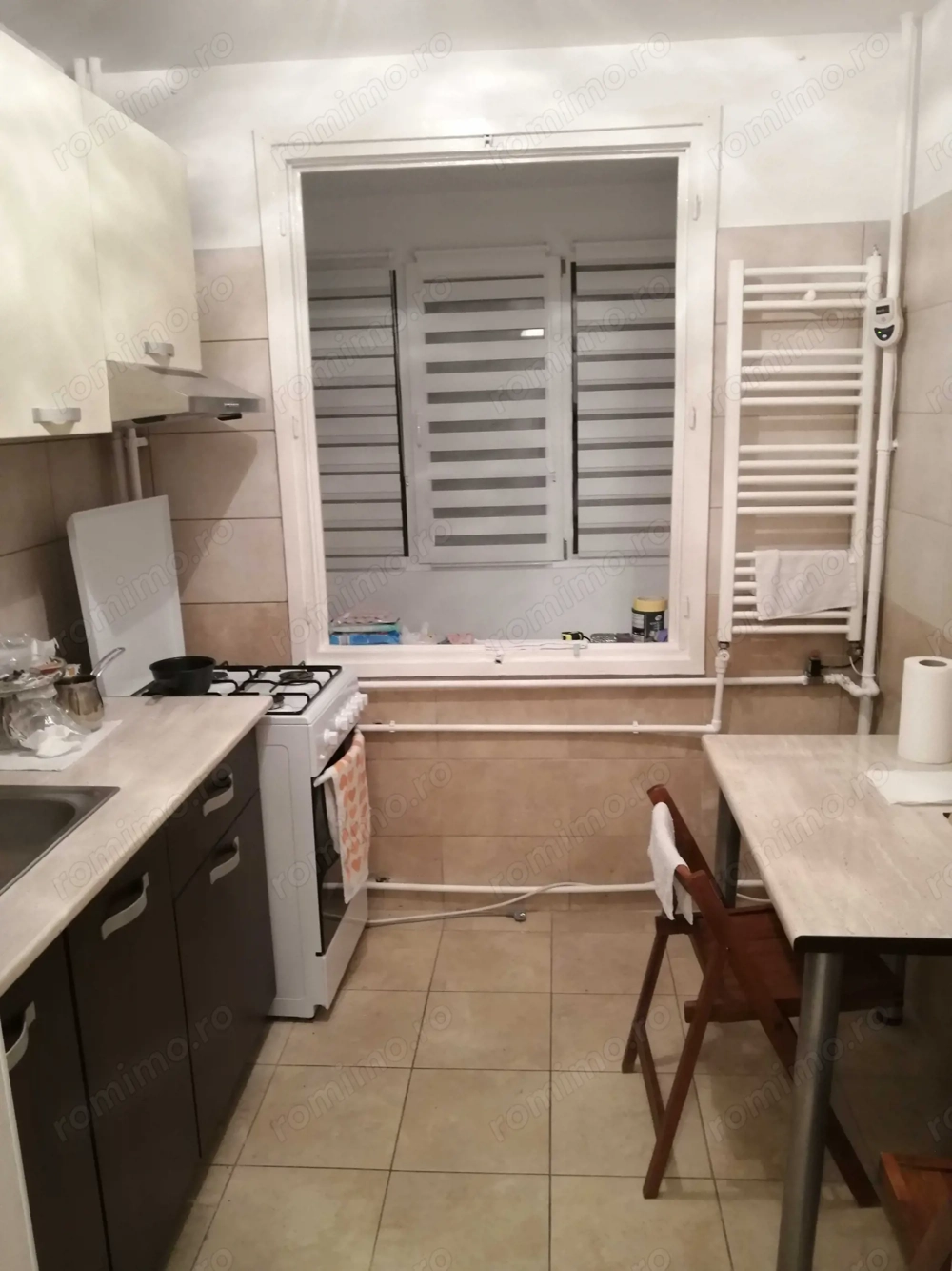 Vanzare apartament 3 camere in Titan, RENOVAT, 5 min metrou Grigorescu si IOR