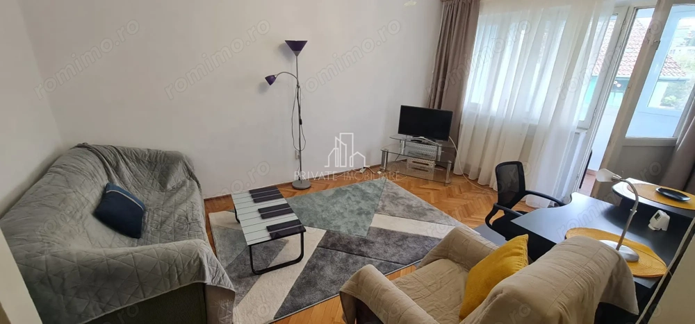 Apartament 3 Camere De Inchiriat, Bd 1848, Dambul Pietros