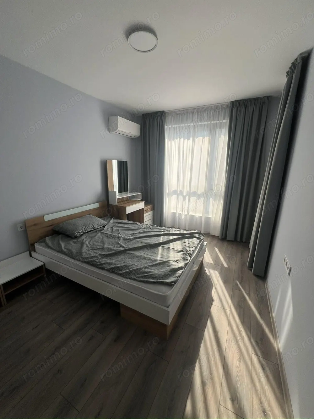 Garsoniera in zona Piata Romana