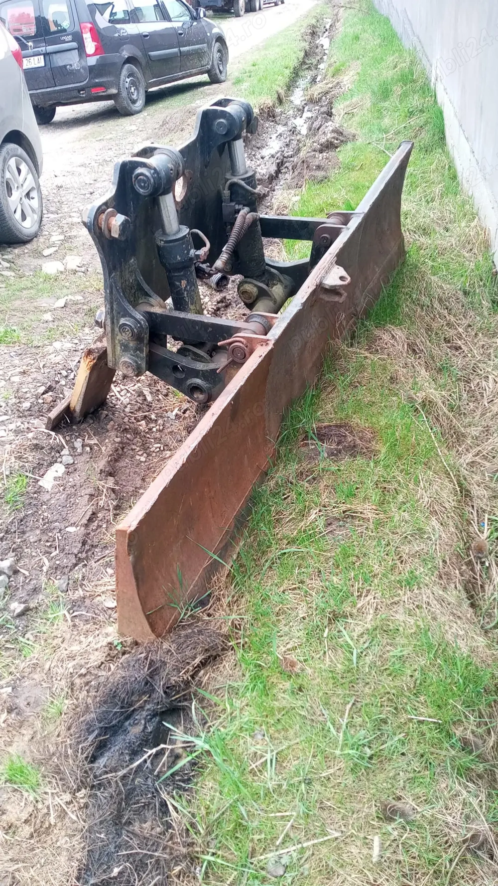 De vânzare lama escavator 