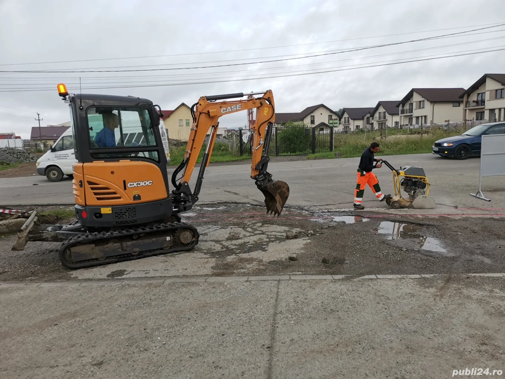 Închiriez escavator și buldoescavator