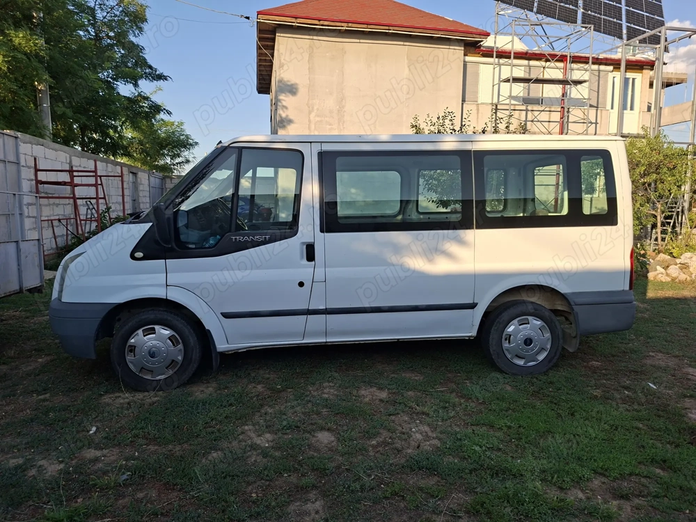 Ford transit 2011 8+1 2.2 disel