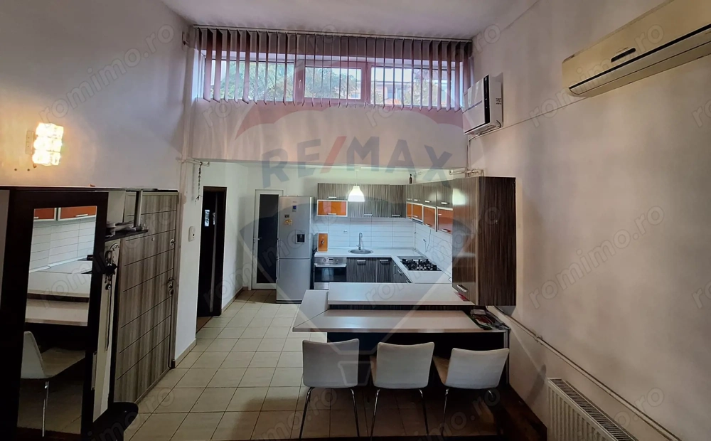 Apartament cu 3 camere de vanzare in Constanta
