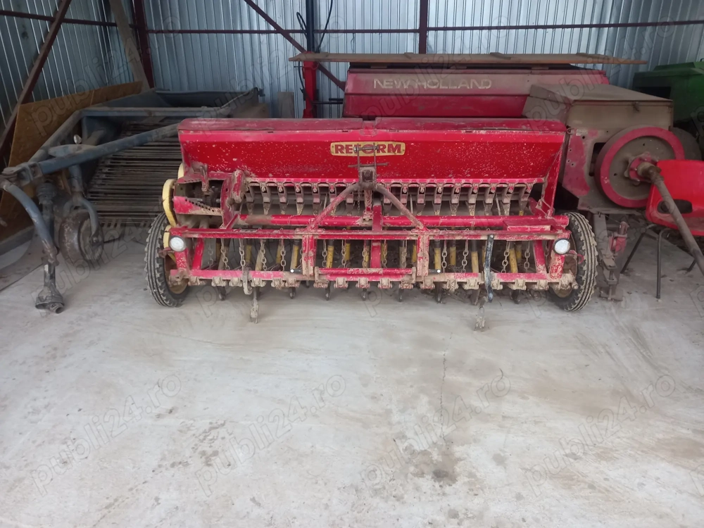 Vând semănătoare păioase Reform 