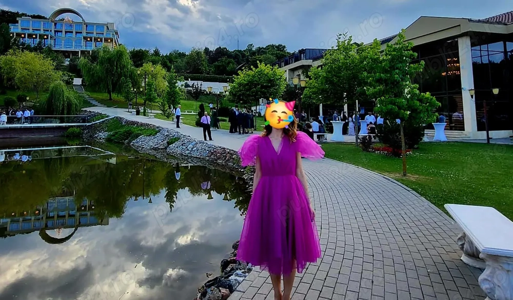 Vand rochie de ocazie