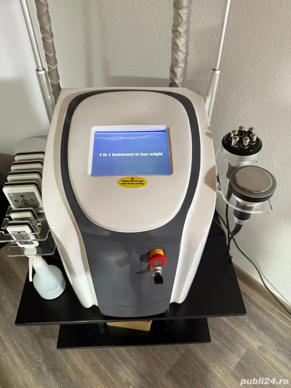 Aparat estetic 4 1 - Criolipoliza, Cavitatie, RF, Lipolaser
