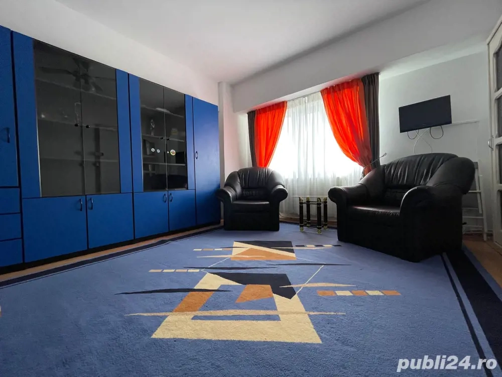 vând garsoniera ultracentral