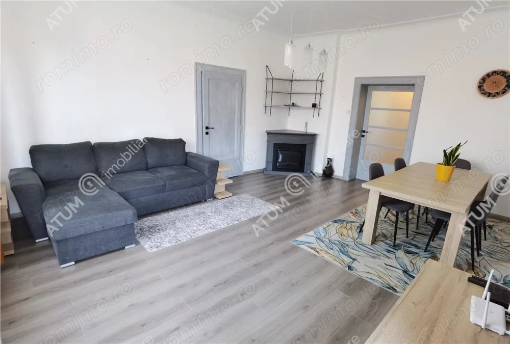Apartament de 4 camere cu 2 bai 2 balcoane in zona centrala Sibiu