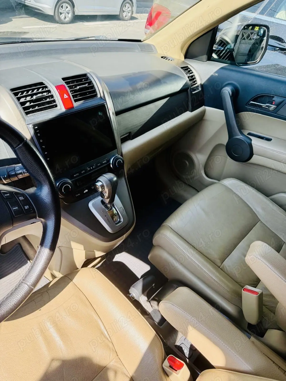 Vând Honda CRV Executive 2008