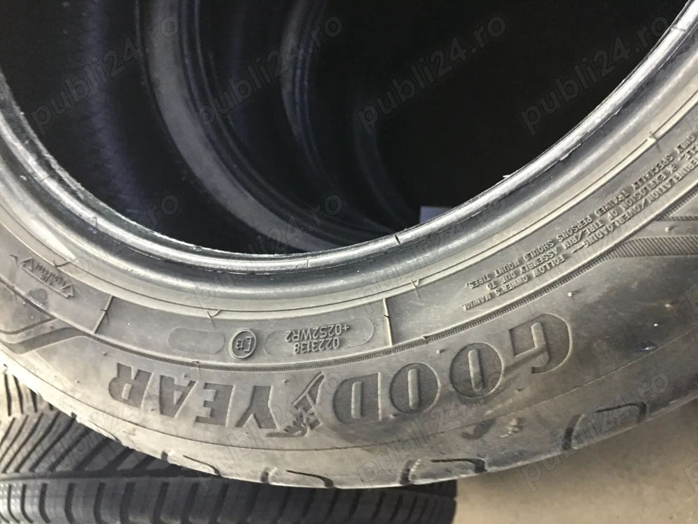 2 Anvelope 225/50 R17 94W Goodyear Efficientgrip, originale Opel Astra Sports Tourer