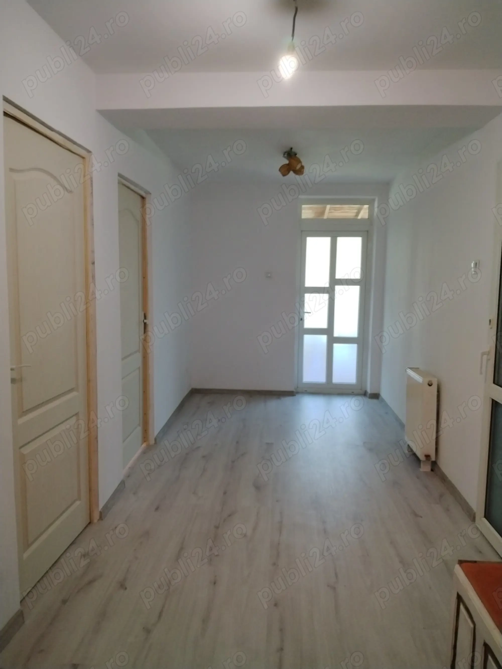 Apartament 110mp in vilă, cu teren, 1km de Plopii fara sot,parter și demisol,