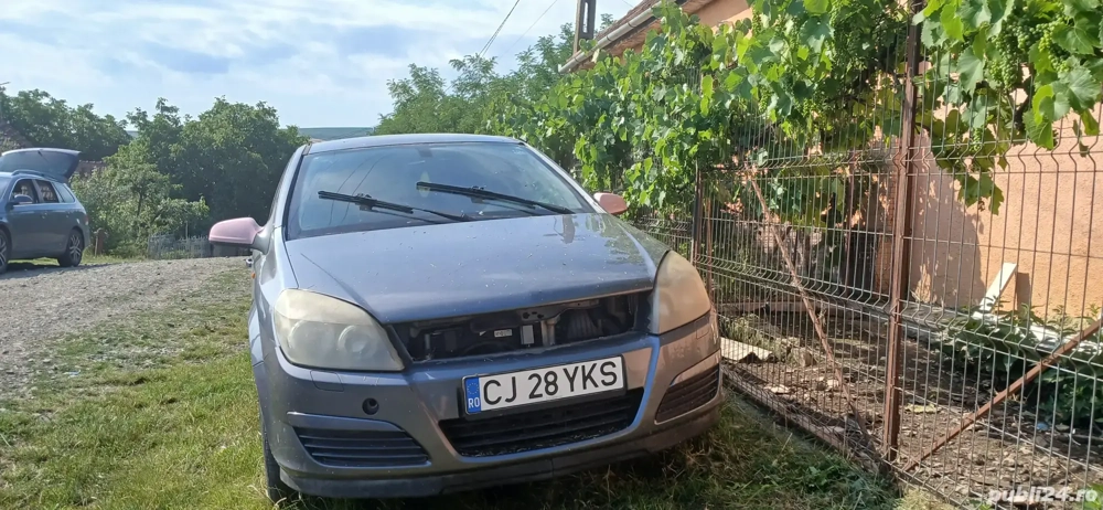 Vand dezmembrez opel astra h 1.7 cdti 