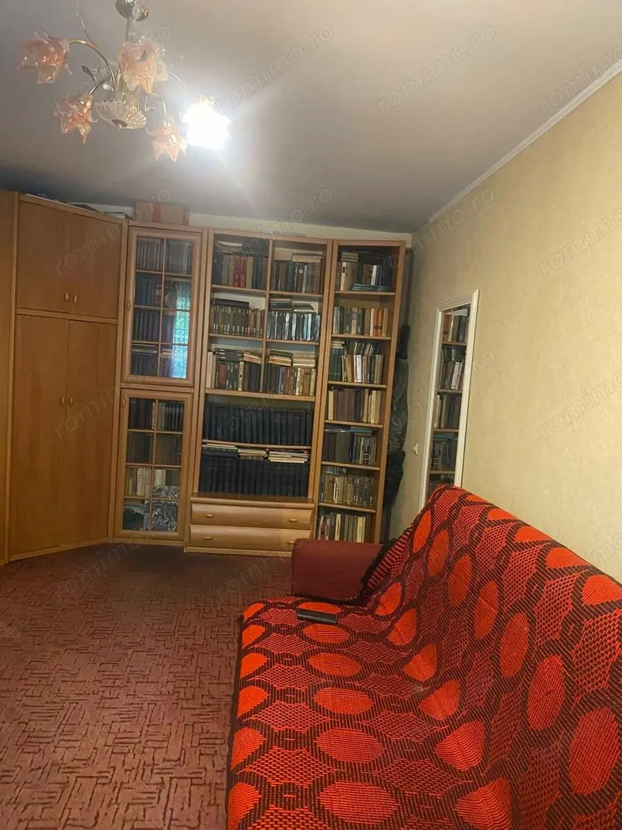 Garsoniera in zona Izvor