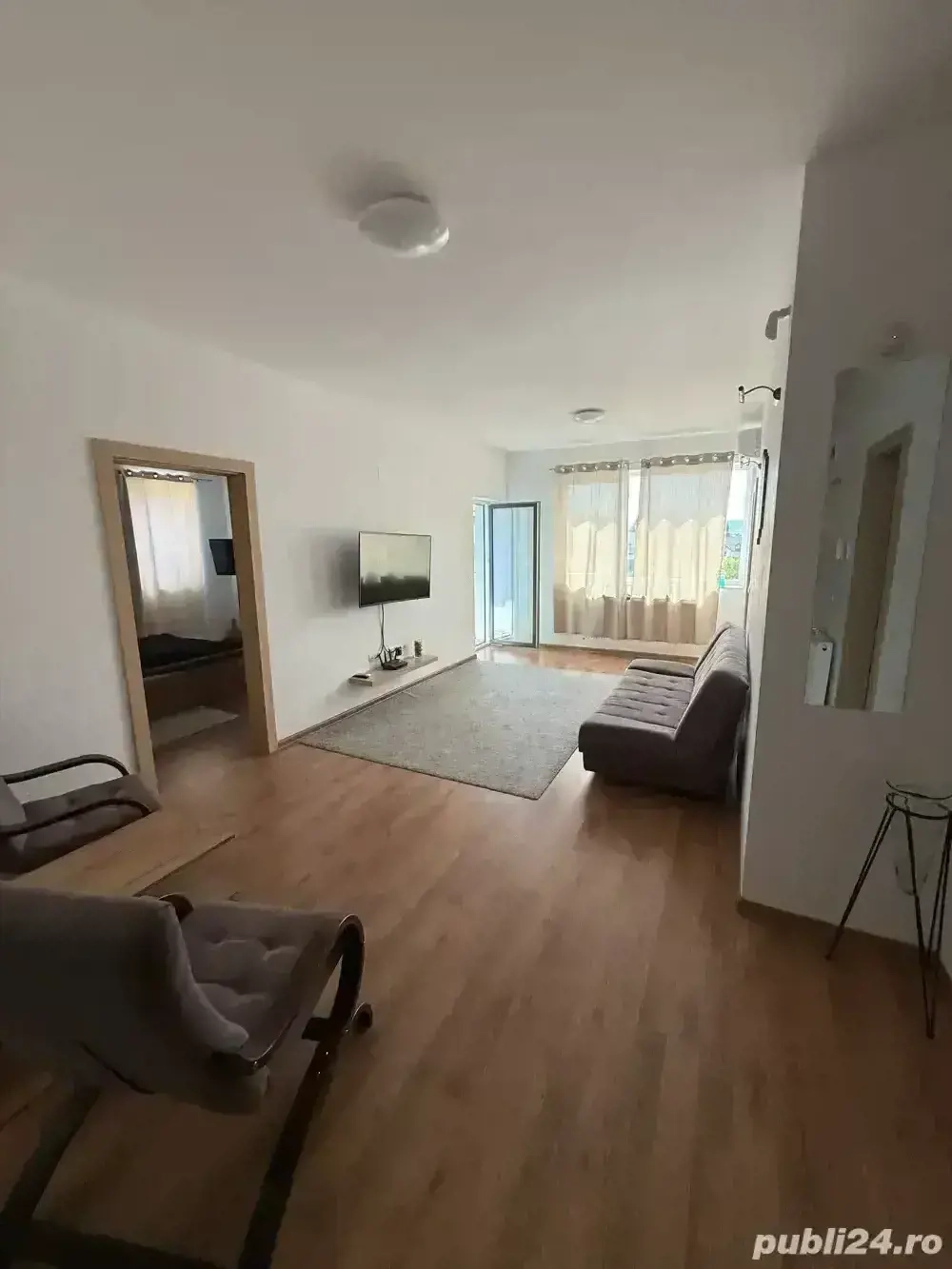 Vand apartament 2 camere 