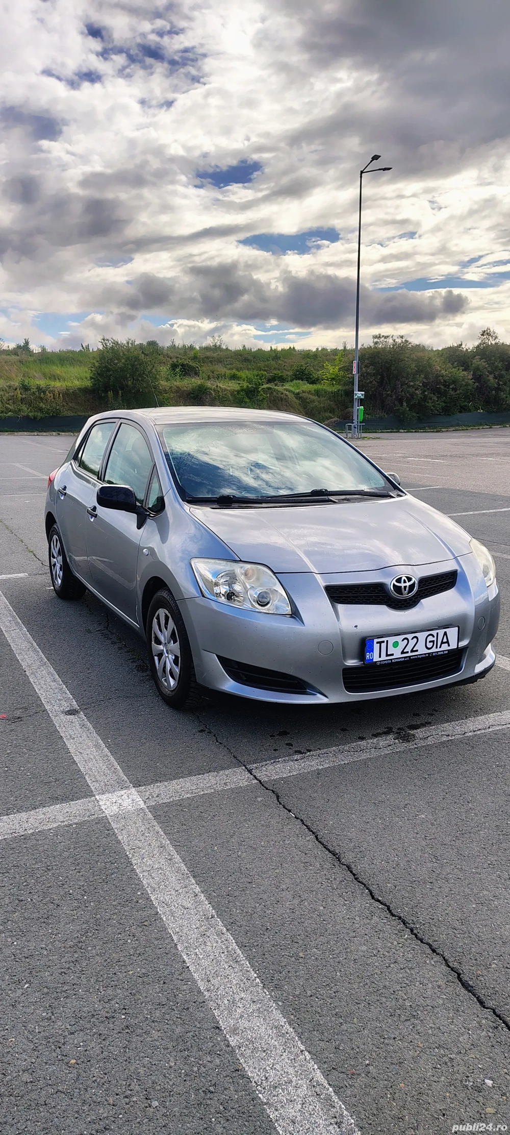 Vând Toyota Auris Benzină 