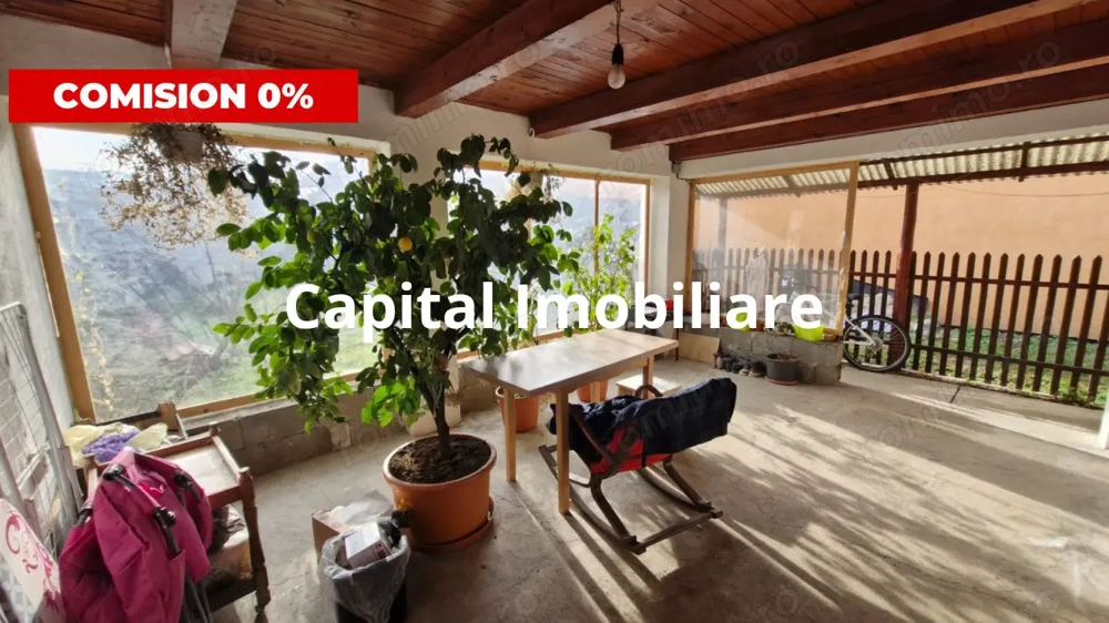 Casa Rogerius singur in curte, amenajata in doua apartamente