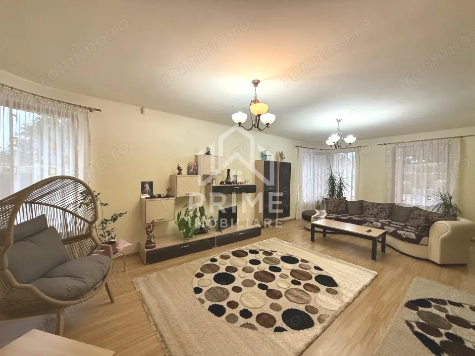 Casă de vanzare cu Smart Home, panouri solare și teren generos de 1.306 mp| BLAJ