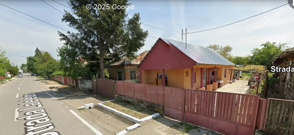 Casa de vanzare cu teren 65e m2