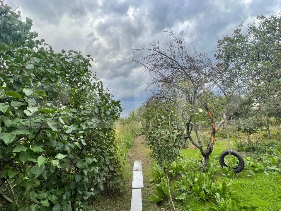 Casa si teren de 2368 mp , Zona Calea Bucuresti