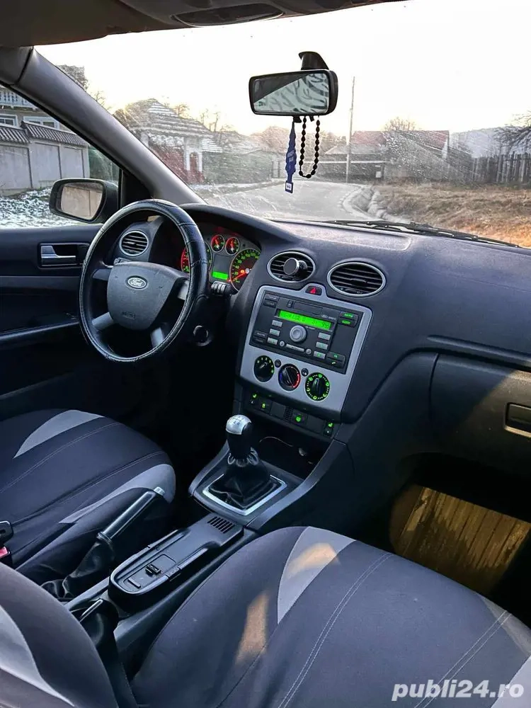 vand sau schimb ford focus 2 