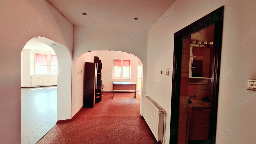 PROPRIETAR - apartament pretabil birouri,140 mp, etajul 1 in vila zona Bd. Mamaia - Universitate