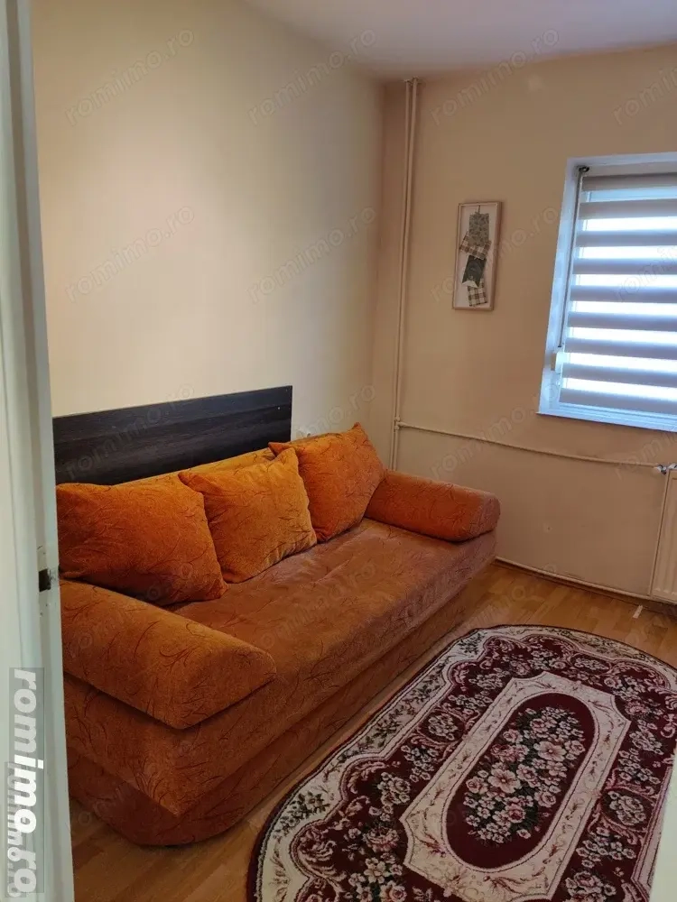 Garsoniera in zona Umt