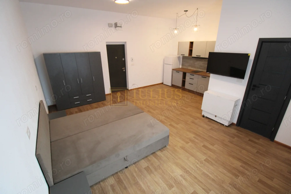 Zona Lunei, o camera, prima inchiriere Zona Lunei, o camera, prima inchiriere