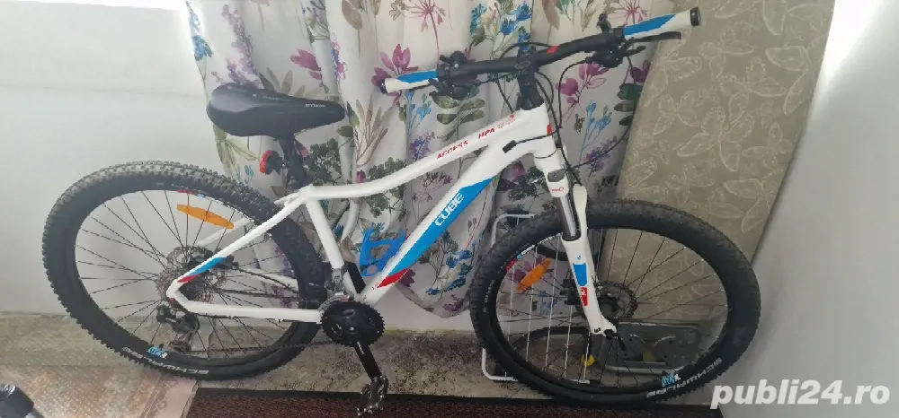 Bicicleta Cube access aluminium nouă 