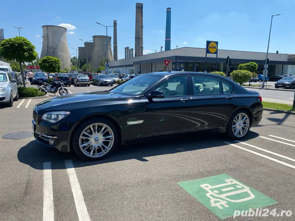 BMW seria 7 750LD x Drive