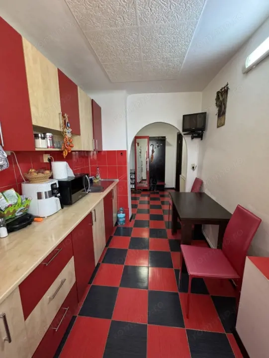 Apartament 2 cam, cf 1 semidec, et 4/4, Valea Calugareasca