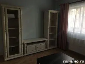 1 camera in zona Favorit