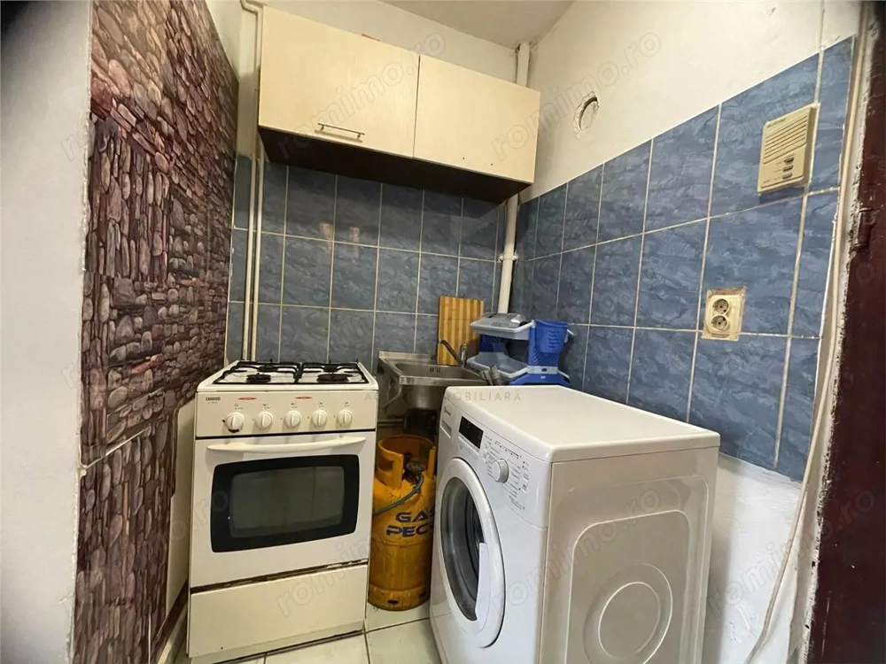 Garsoniera 22 mp zona Buziasului