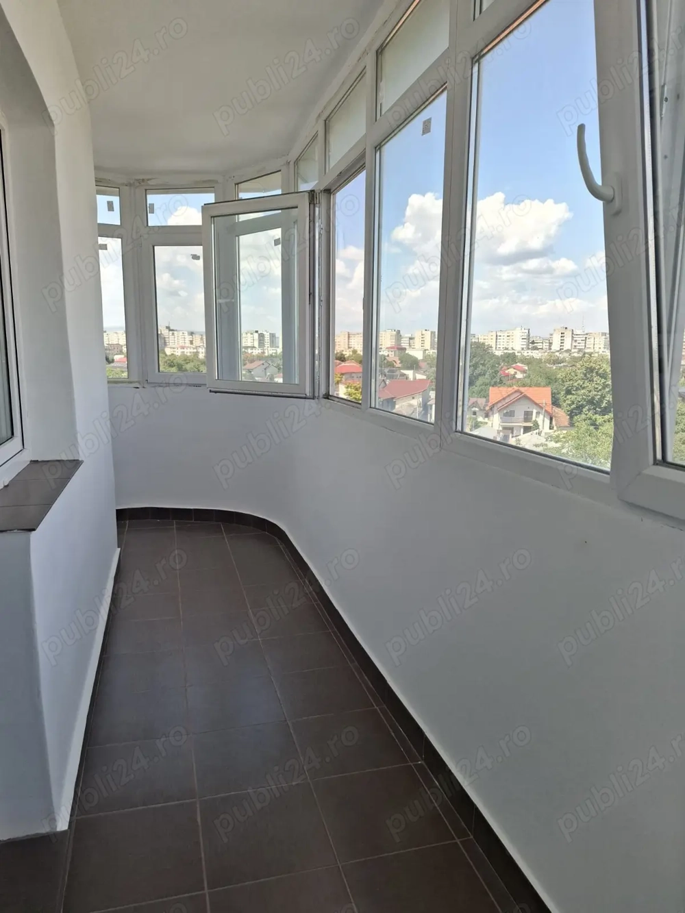 Garsoniera 43mp.,decomandata , bloc de apartamente Garsoniera 43mp.,decomandata , bloc de apartamente