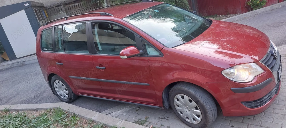 Vând vw touran an 2007