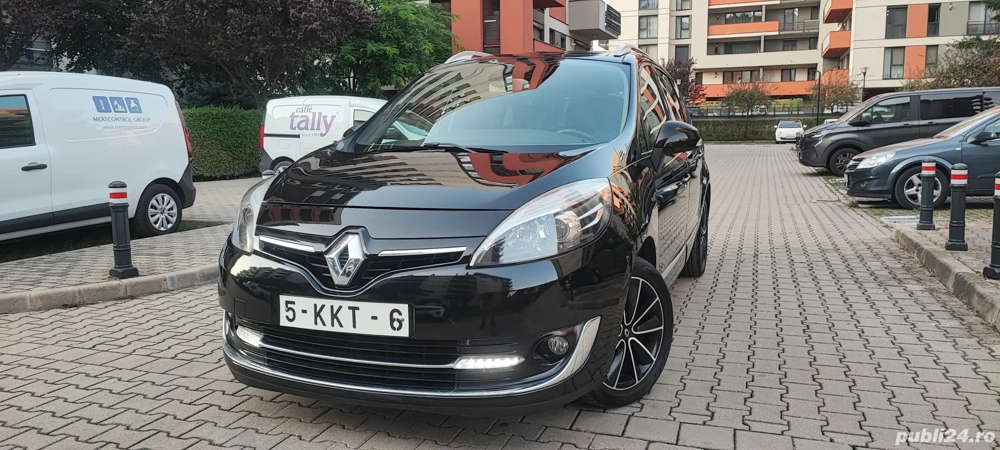 renault grand scenic  7 locuri panorama daylight 2013i