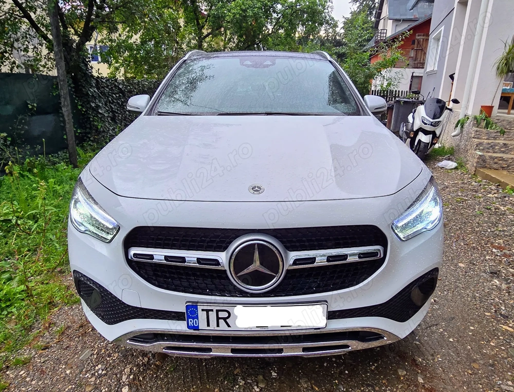 Mercedes GLA 200d 150cp 2023 Trapa Pano 44 700km Garantie TVA