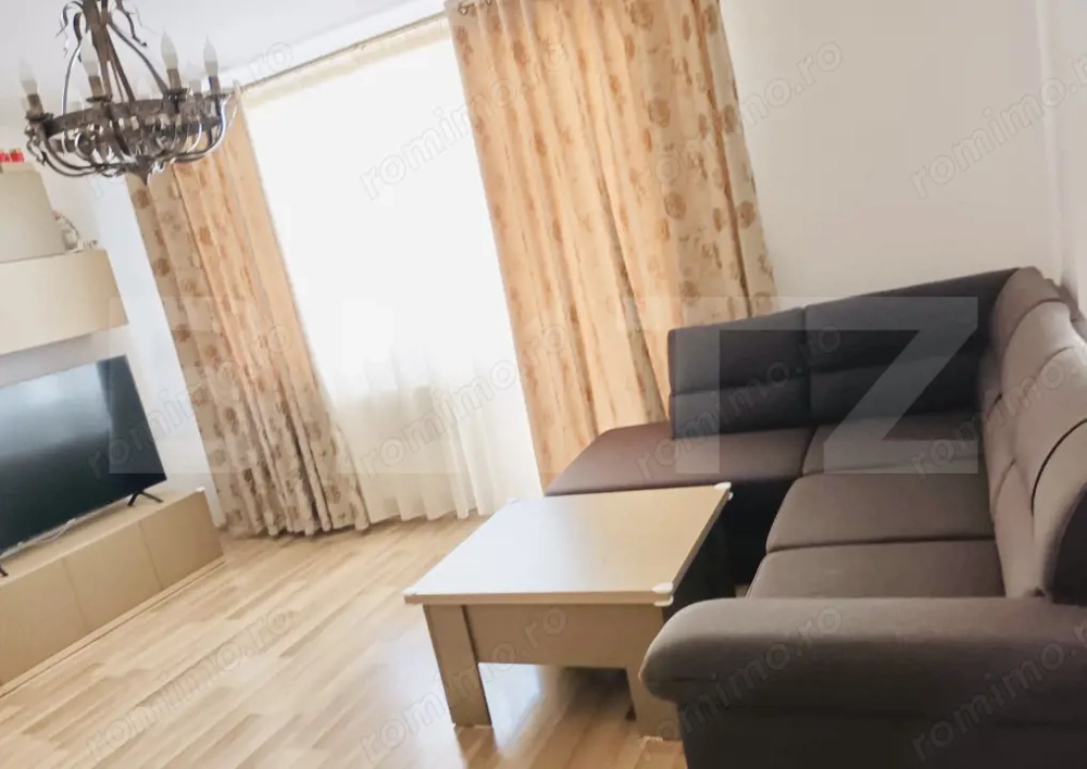 Apartament decomandat cu 3 camere in Urban Tractorul