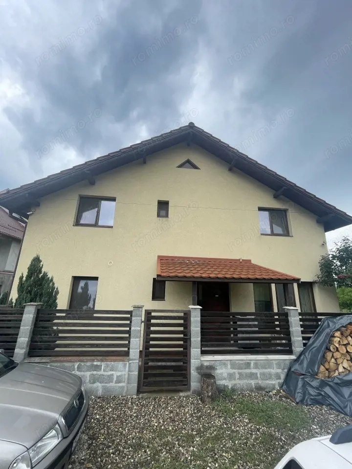 De vanzare casa 151 mp | 500 mp teren | drum privat