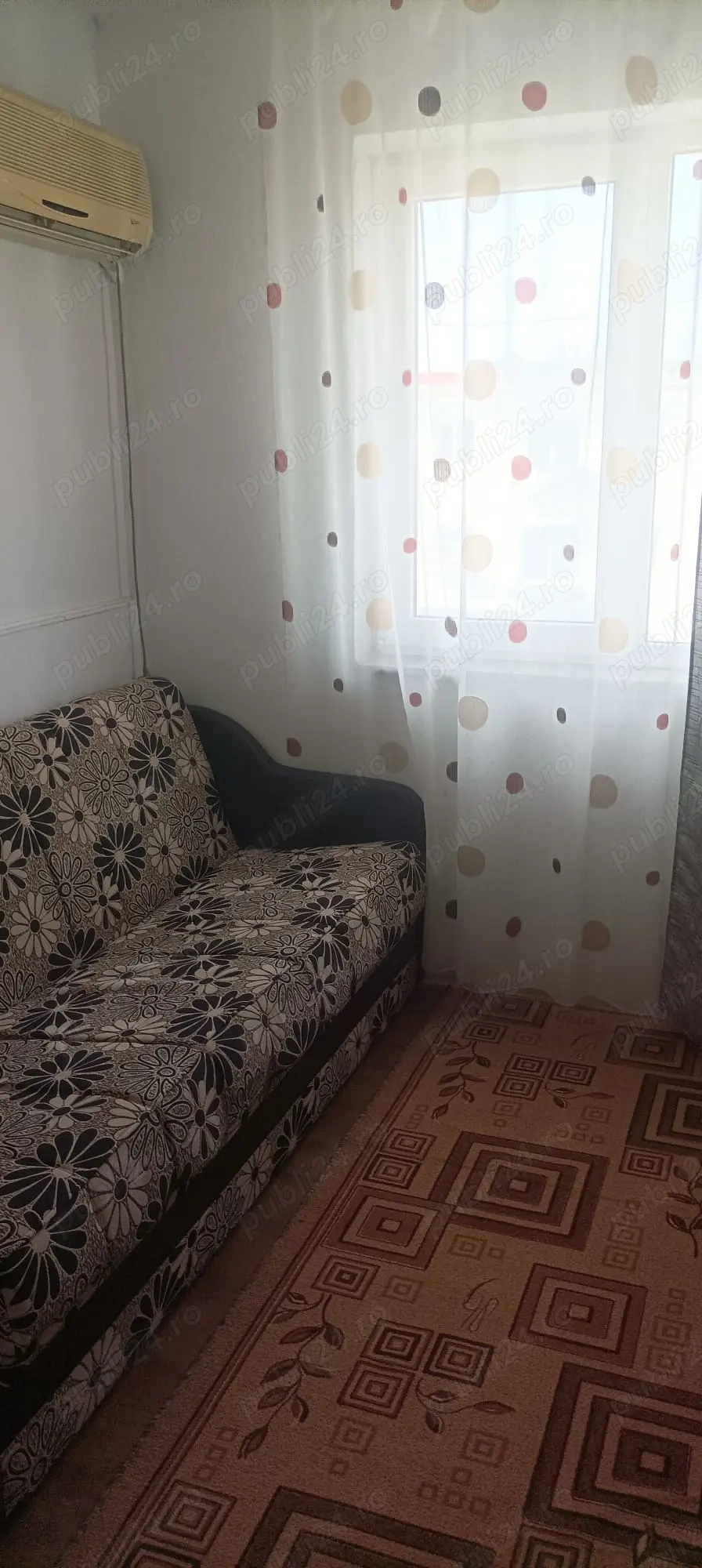 P,F. vand garsoniera