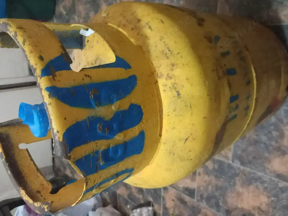 Vand butelie galbena guler