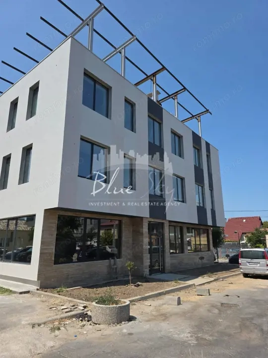 Spatiu comercial 287 mp situat in cladire noua, zona Faleza Nord