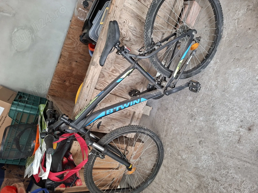 Vând bicicleta noua