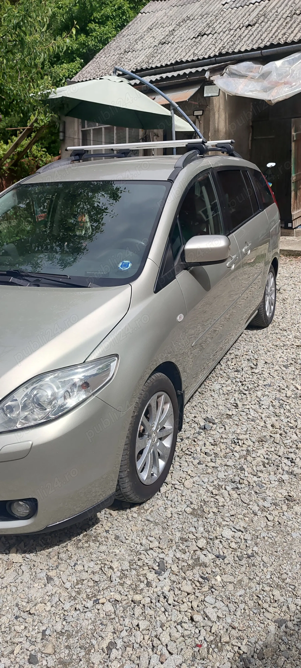 Vând Mazda 5   cu 7 locuri 
