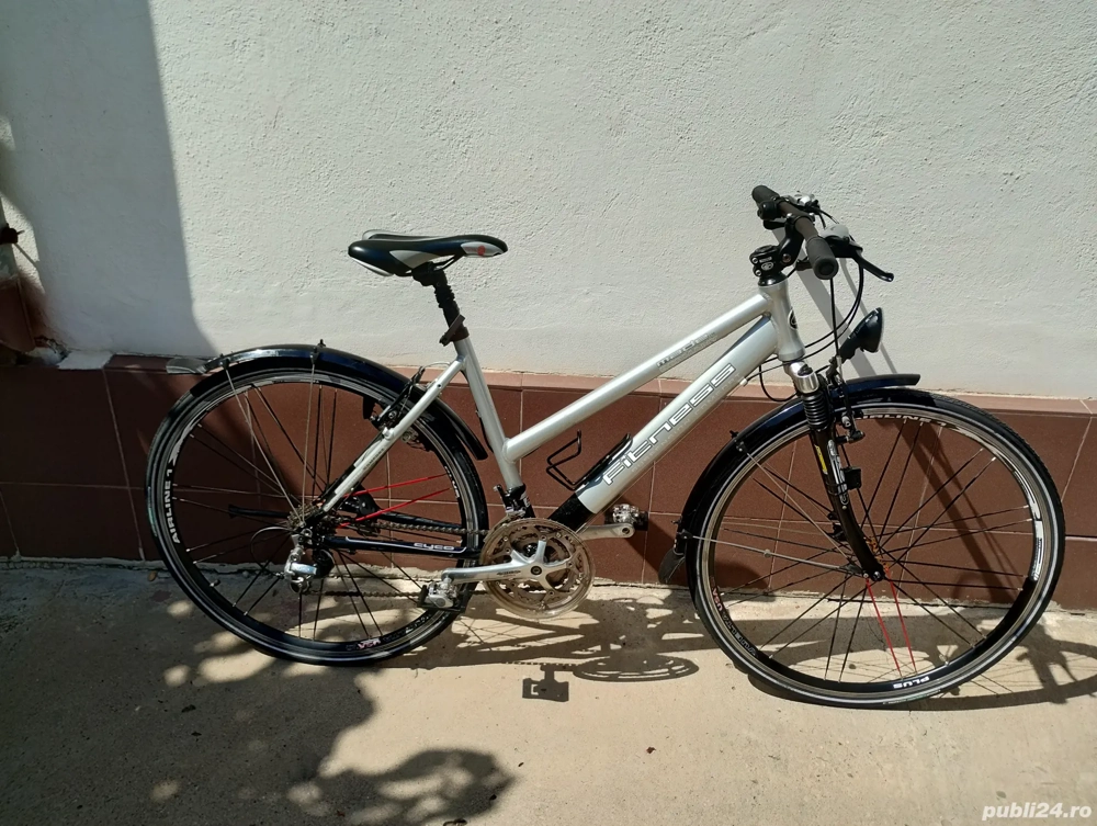 Bicicleta Din Aluminiu Fitness Roți Pe 28 Inch ,24 Viteze Full Shimano Furcă Pe Telescop