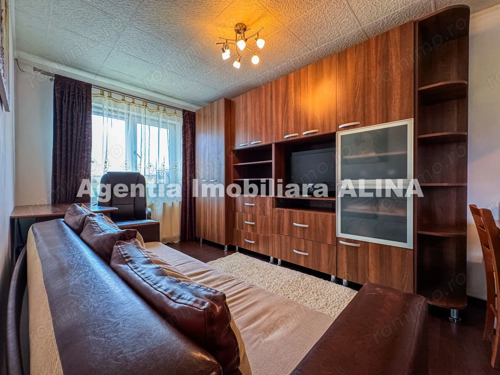 Ap. 2 camere LA CHEIE, in Deva, zona Dacia, Aleea Salcamilor, 27 mp, semidecomandat, et 4...